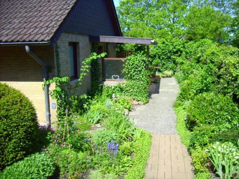 Ferienwohnung Diena - Unterkunft Mit Toller Ausstattung Und Zwei Terrassen Tarp Exterior foto